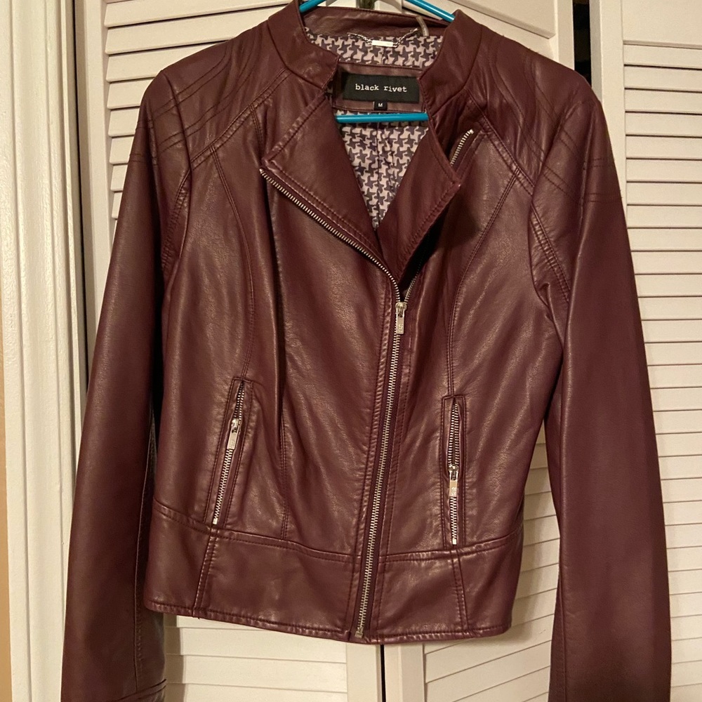 Plum faux leather jacket 🖤💜